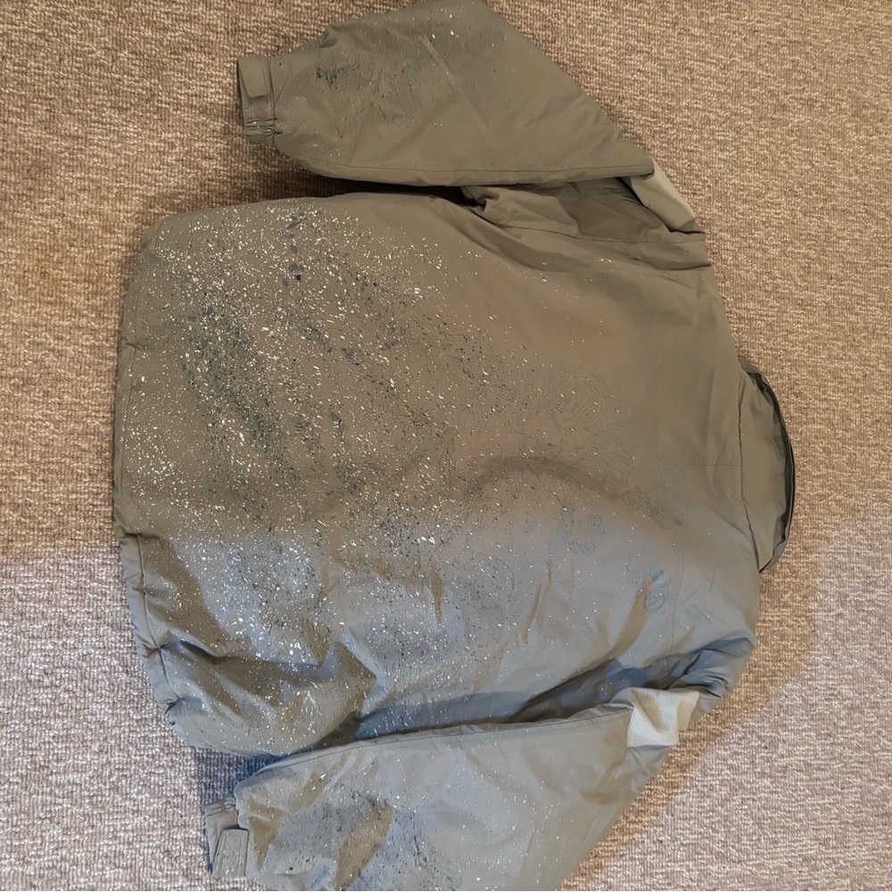 Hidden Gray Jacket - Picture 3 of 4